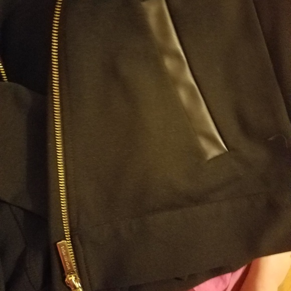 SOLD/NWOT Black & Gold Michael Kors Jacket Size M - Picture 5 of 6